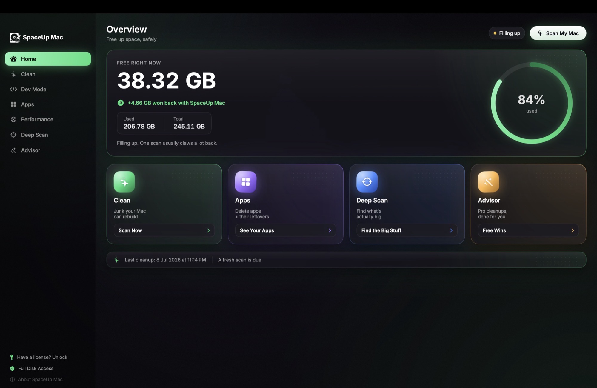 SpaceUp Mac storage dashboard showing free space and a scan summary